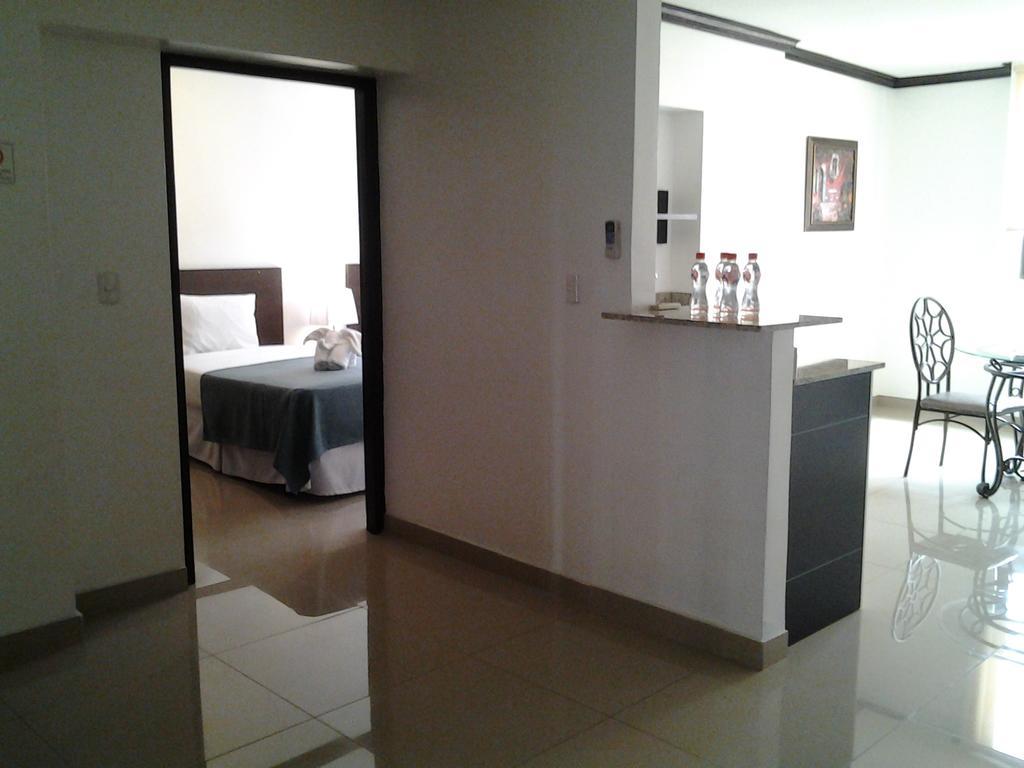 Az Hotel And Suites Panama-Stad Buitenkant foto