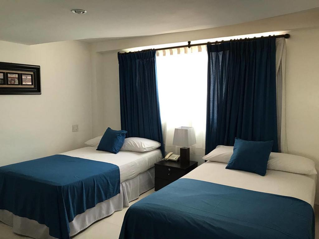 Az Hotel And Suites Panama-Stad Buitenkant foto