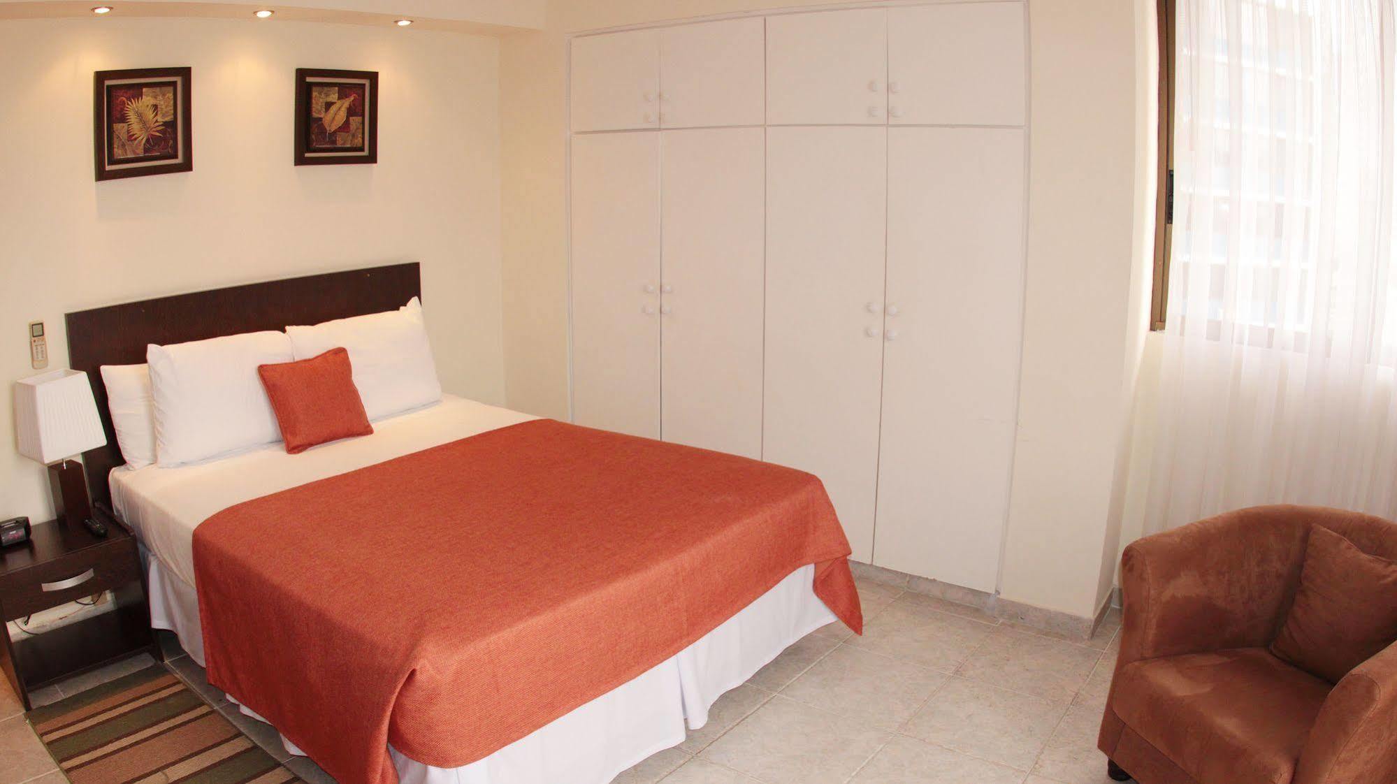 Az Hotel And Suites Panama-Stad Buitenkant foto